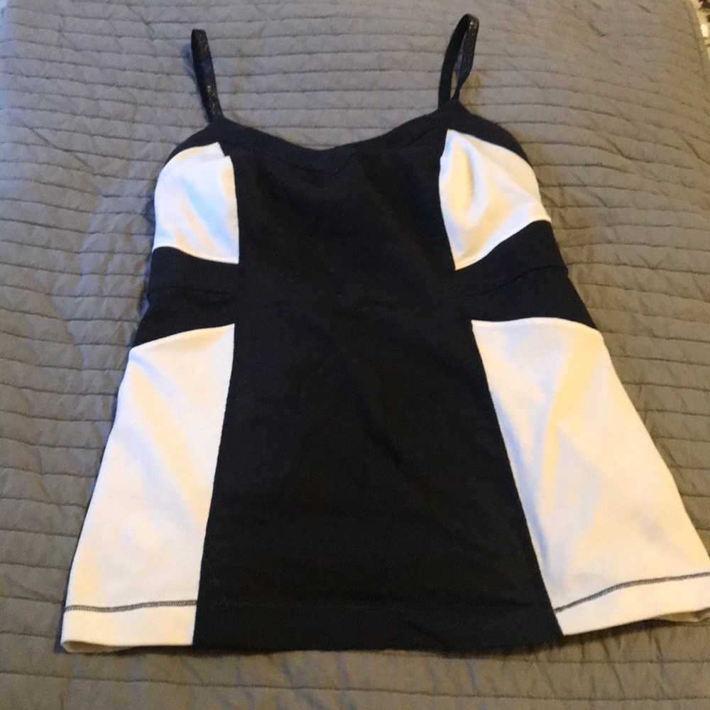 Lululemon tank